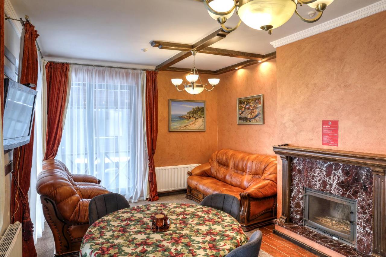 Iris Hotel Boekovel Kamer foto